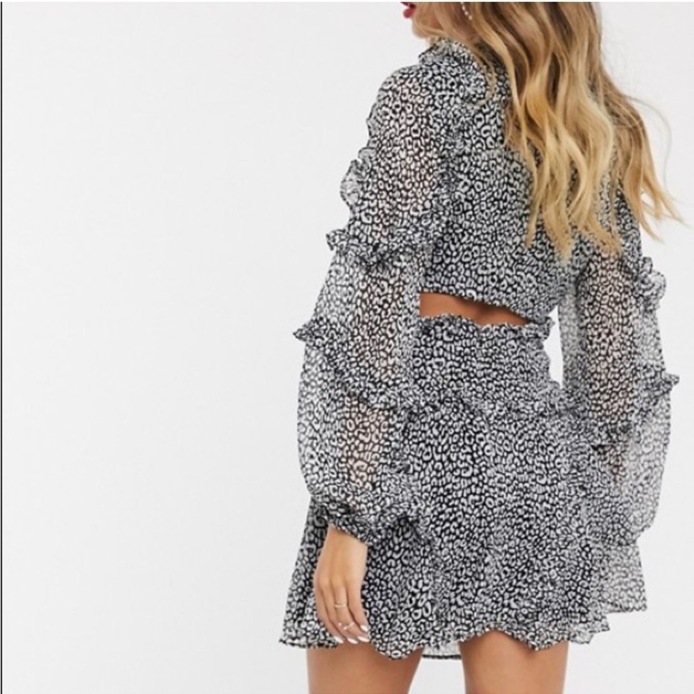 Bardot Long Sleeve Cutout Mini Dress Leopard Print - Picture 2 of 6